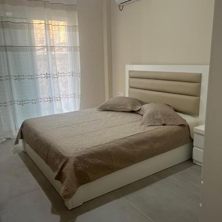 Harmony Apartments Sarande Bagian luar foto