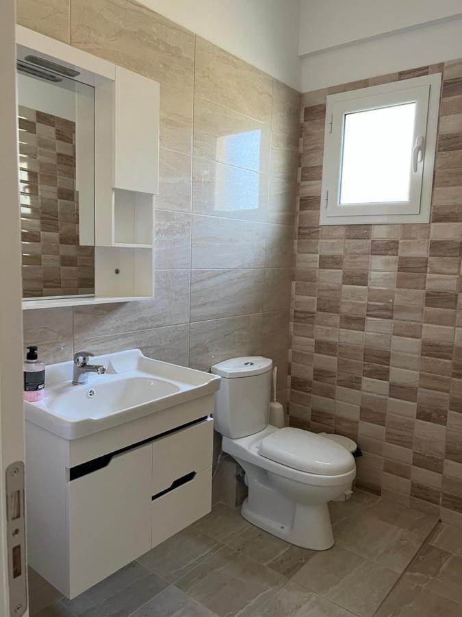 Harmony Apartments Sarande Bagian luar foto