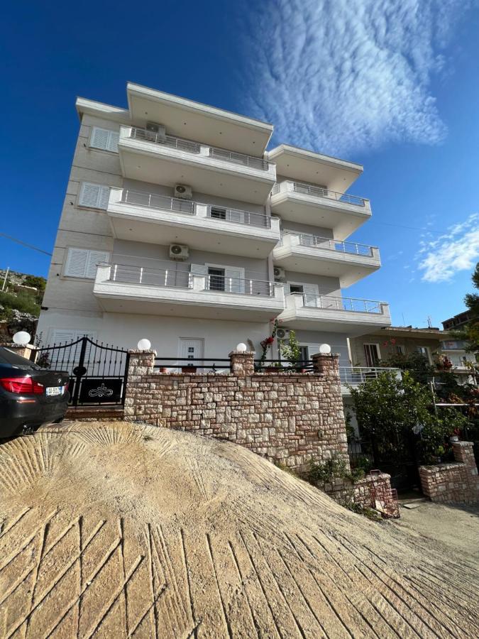 Harmony Apartments Sarande Bagian luar foto